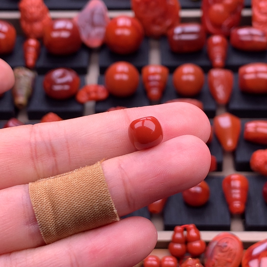 南红玛瑙未镶嵌川料原矿老型单珠9mm