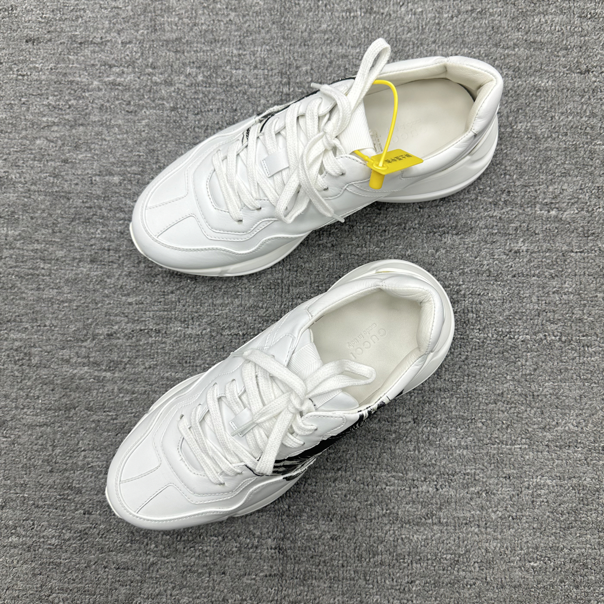 未使用 GUCCI/古驰 40 Gucci 黑猫老爹鞋 全新