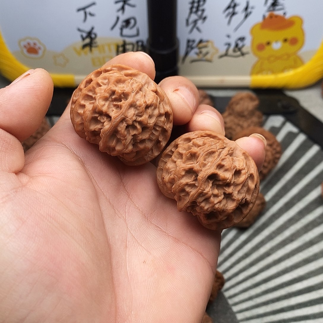 文玩核桃吊坠苹果圆