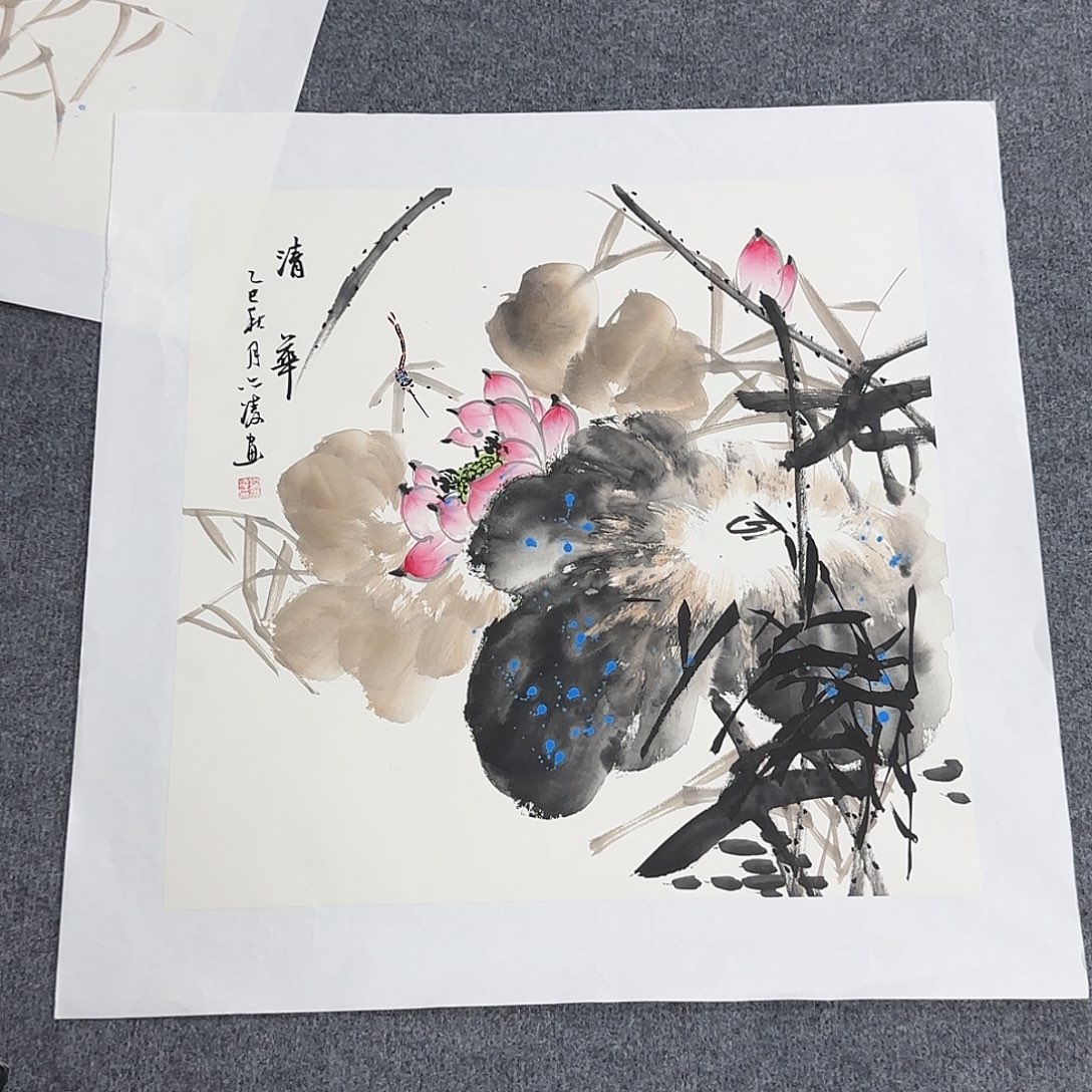 国画50*50纯手绘刘亦凌