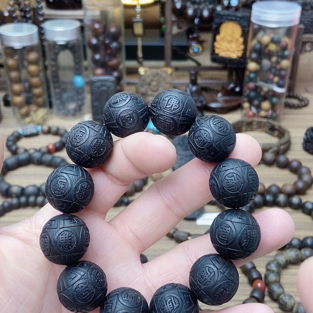 滴血莲花菩提手串