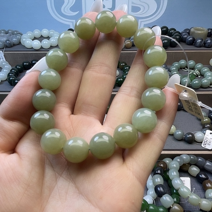 未镶嵌手链和田玉