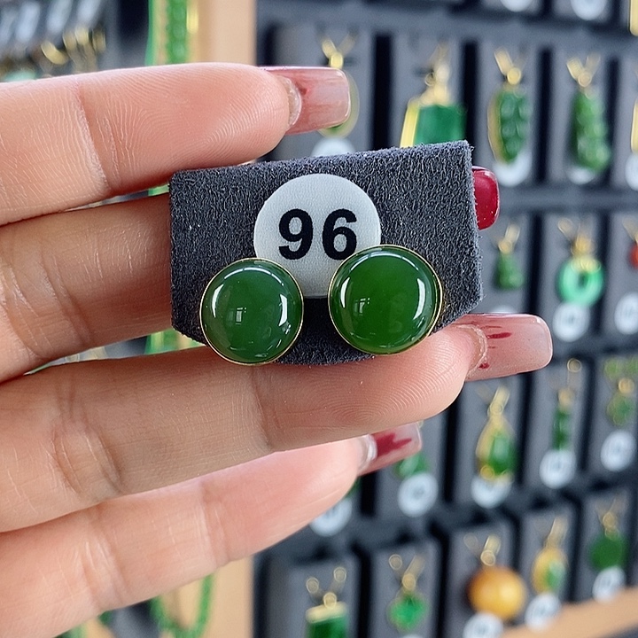 和田玉耳饰18K金镶嵌