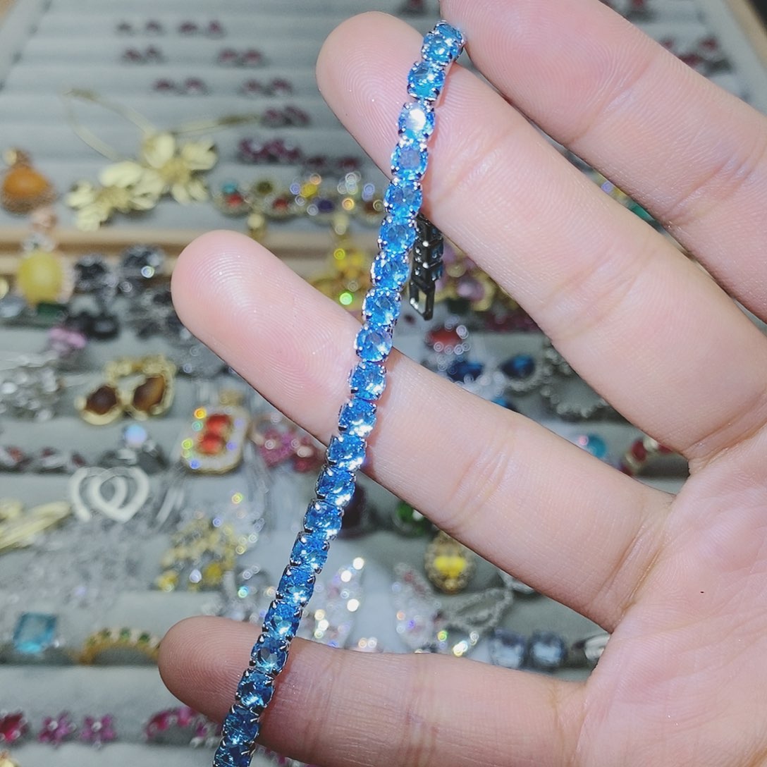 【闪购商品】托帕石耳饰银S925镶嵌