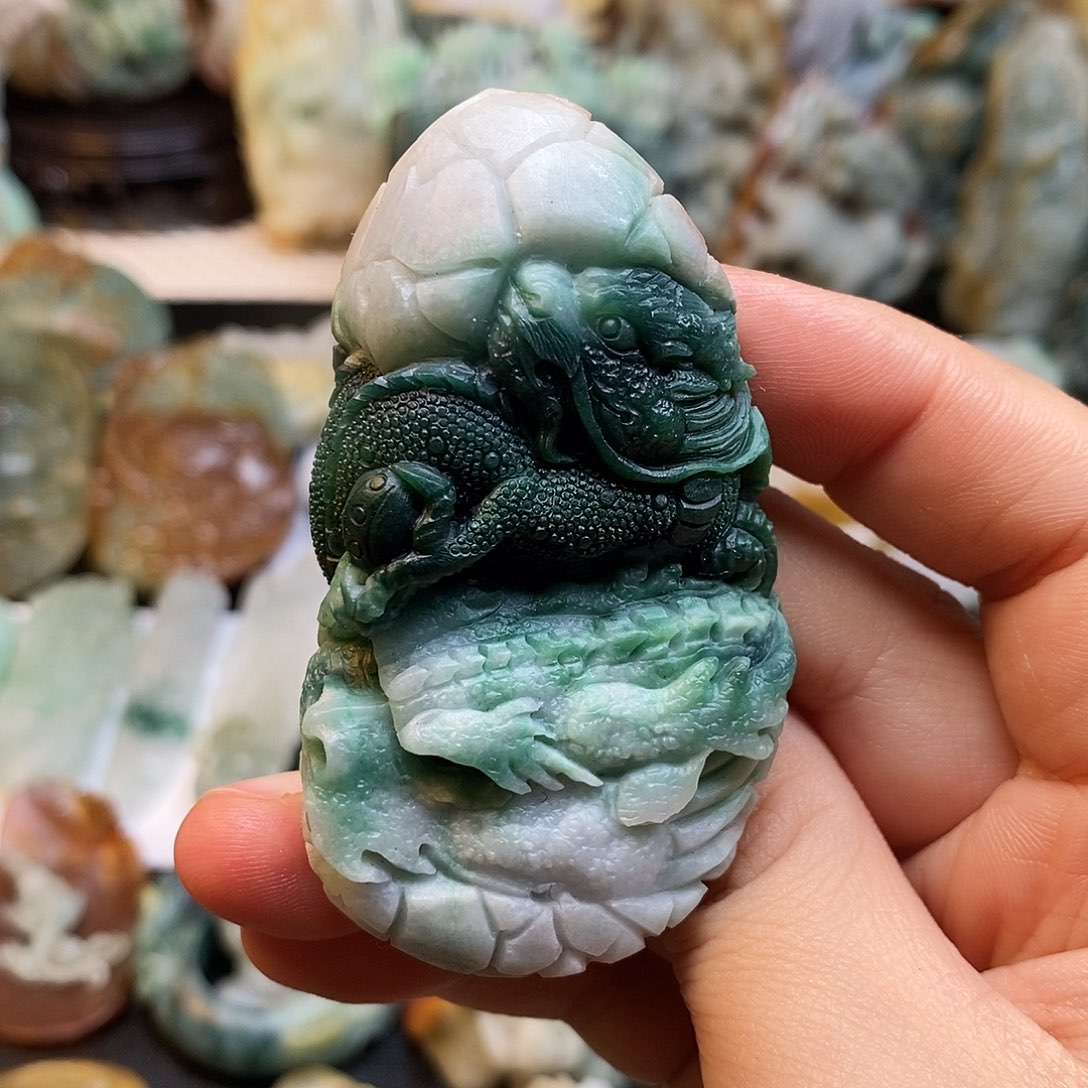 定制翡翠未镶嵌特色89