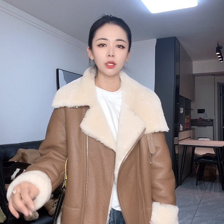 绵羊皮美丽奴皮毛一体L120斤左右