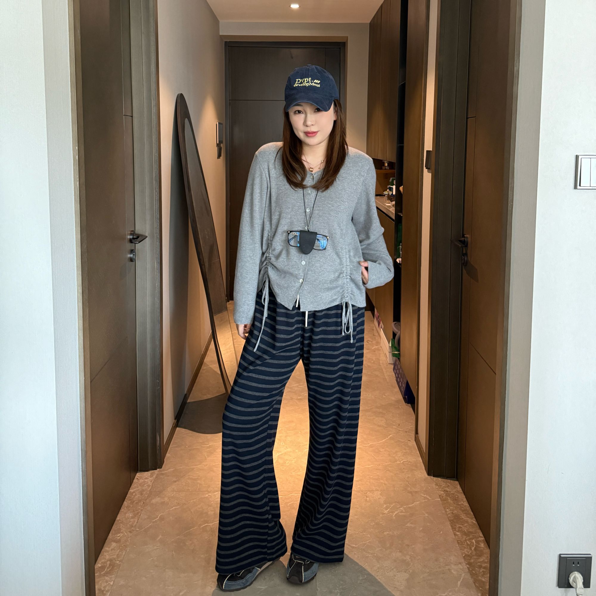 青青·STUDIO〖系绳收腰毛衣〗秋冬韩系系绳收腰正肩套头毛衣QQ25125