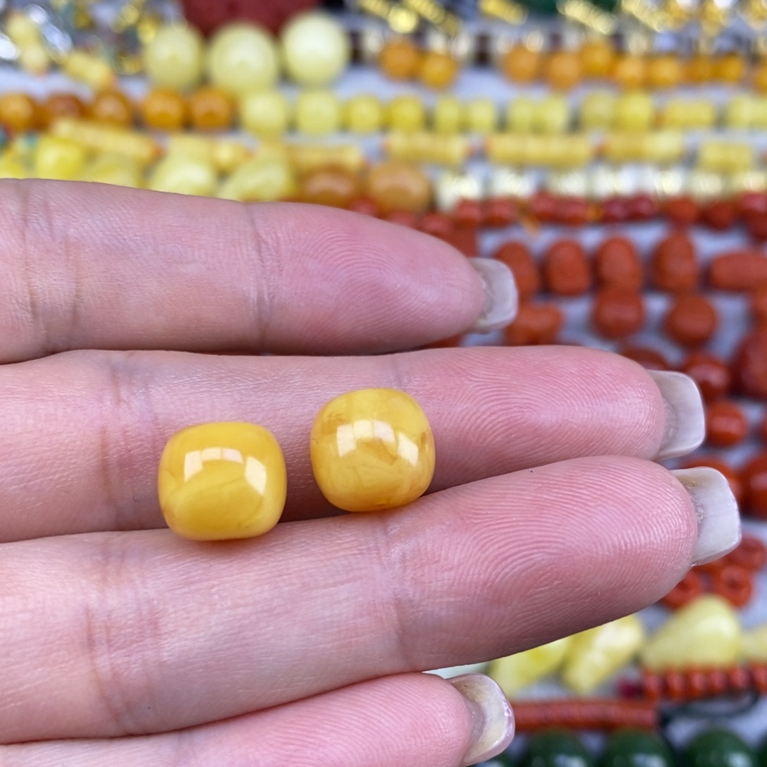 ？***稳蜜蜡未镶嵌裸石套装10mm