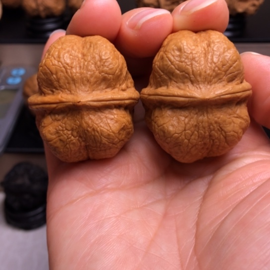 文玩核桃把件用****0方尊28