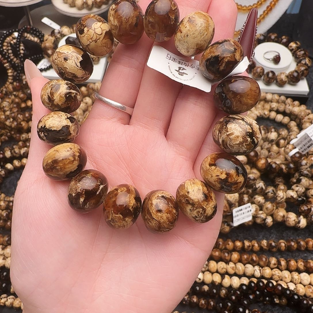 果***冻琥珀未镶嵌手链抚顺琥珀