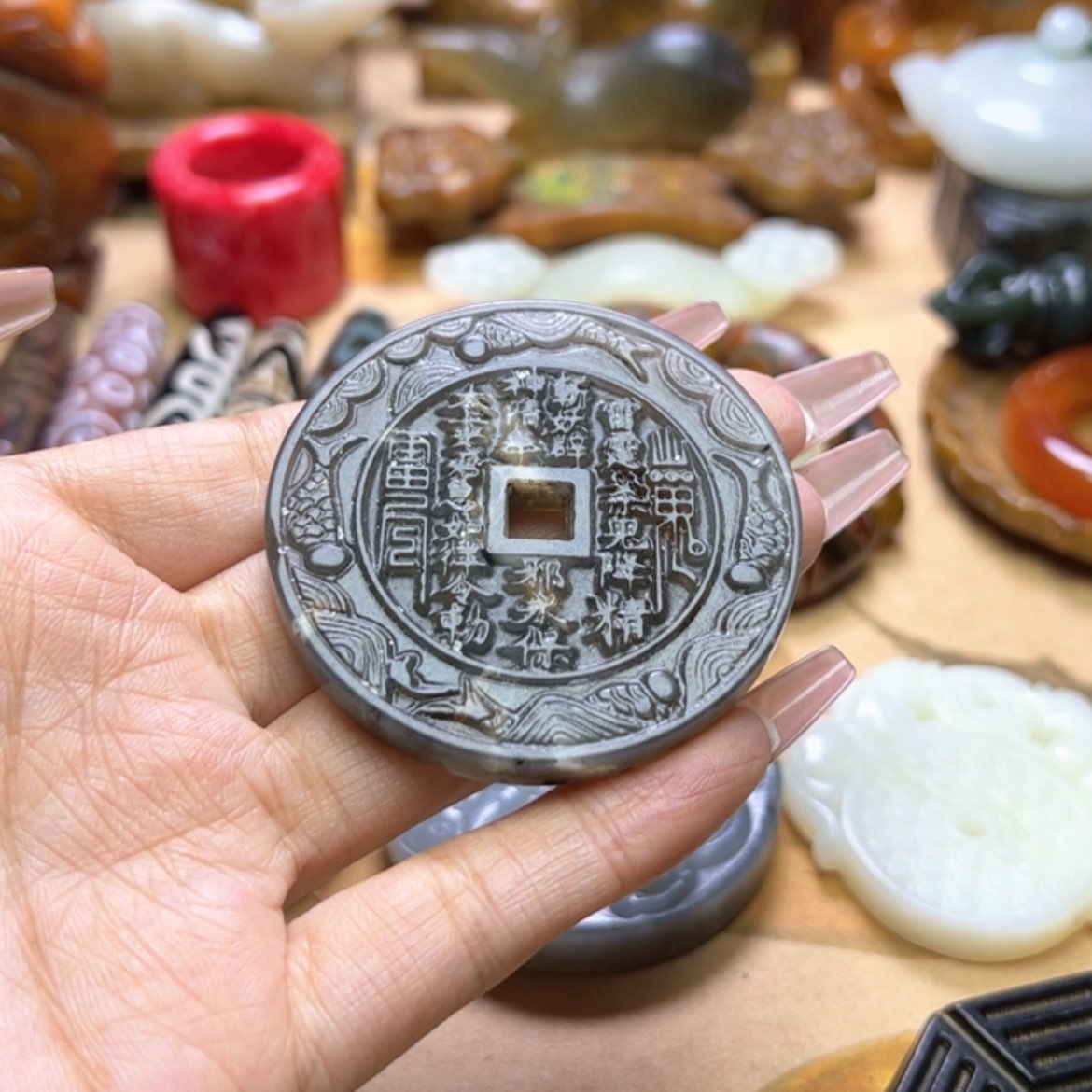 【闪购商品】蛇纹石玉颈饰未镶嵌