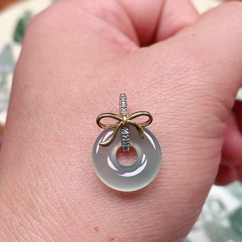 【闪购商品】翡翠吊坠(不含链)18K金镶嵌