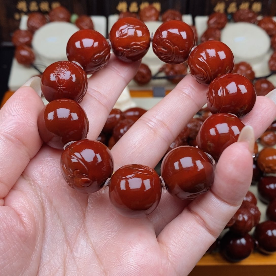 橄榄核吊坠龍*?无相佛