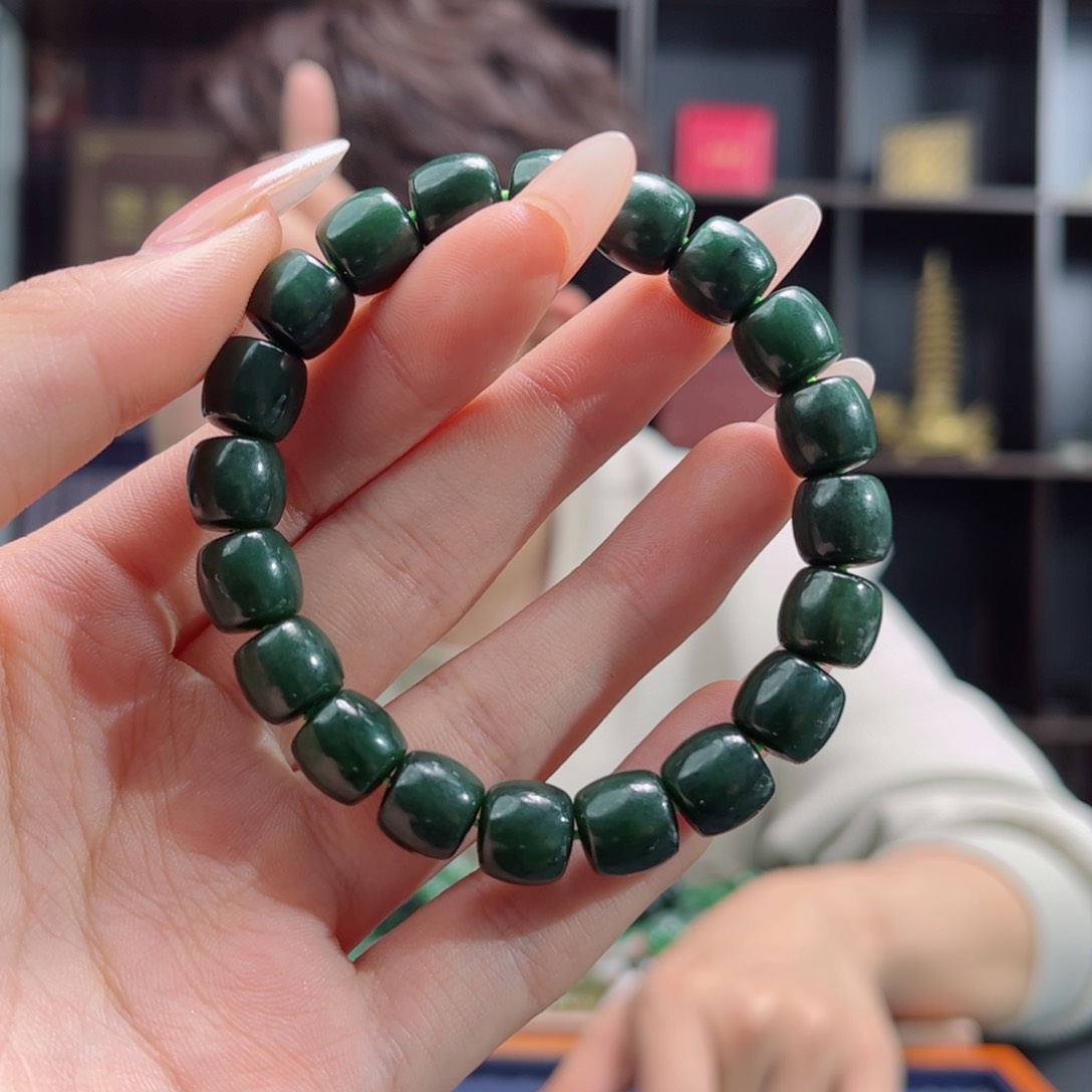 【闪购商品】和田玉手串未镶嵌俄罗斯碧玉10 多样性拍一发一