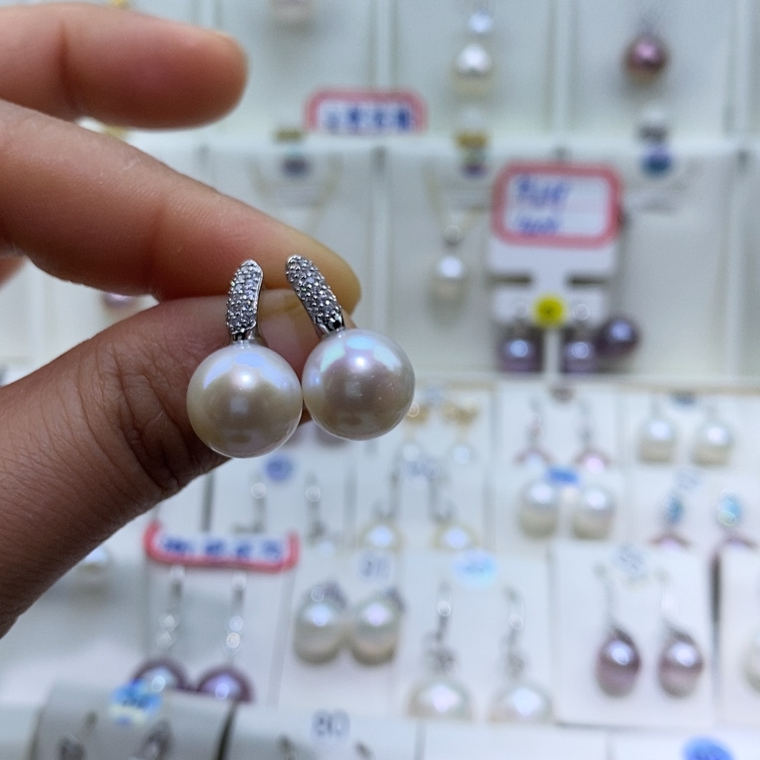 淡水珍珠吊坠(赠链)银S925镶嵌