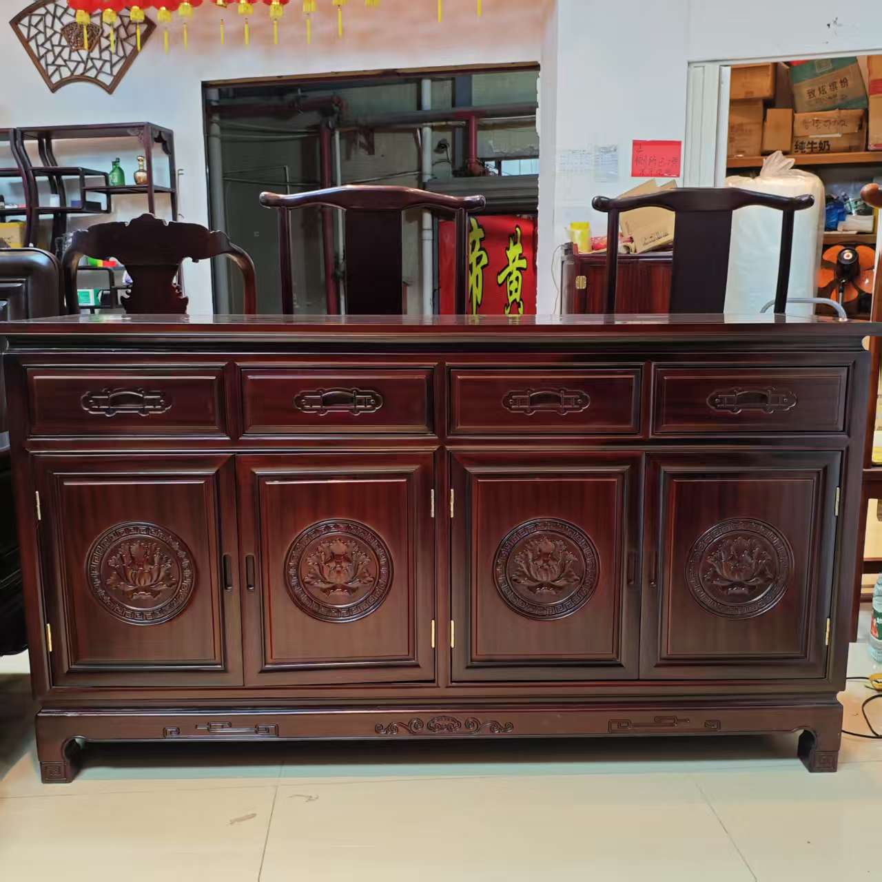 酸枝木 牡丹餐边柜：138/158*42*88