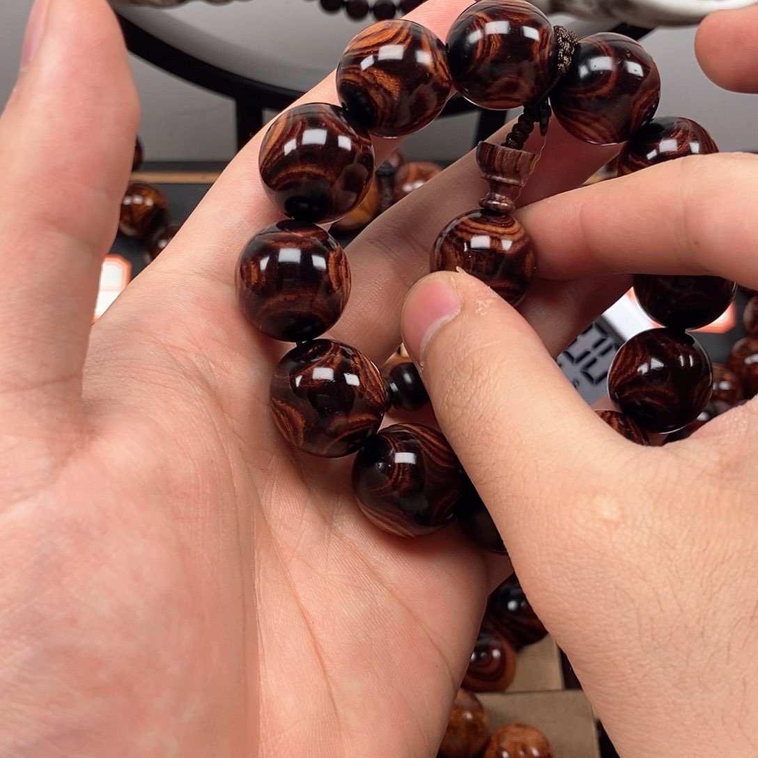 花梨木类福**喜2.0对眼鬼脸