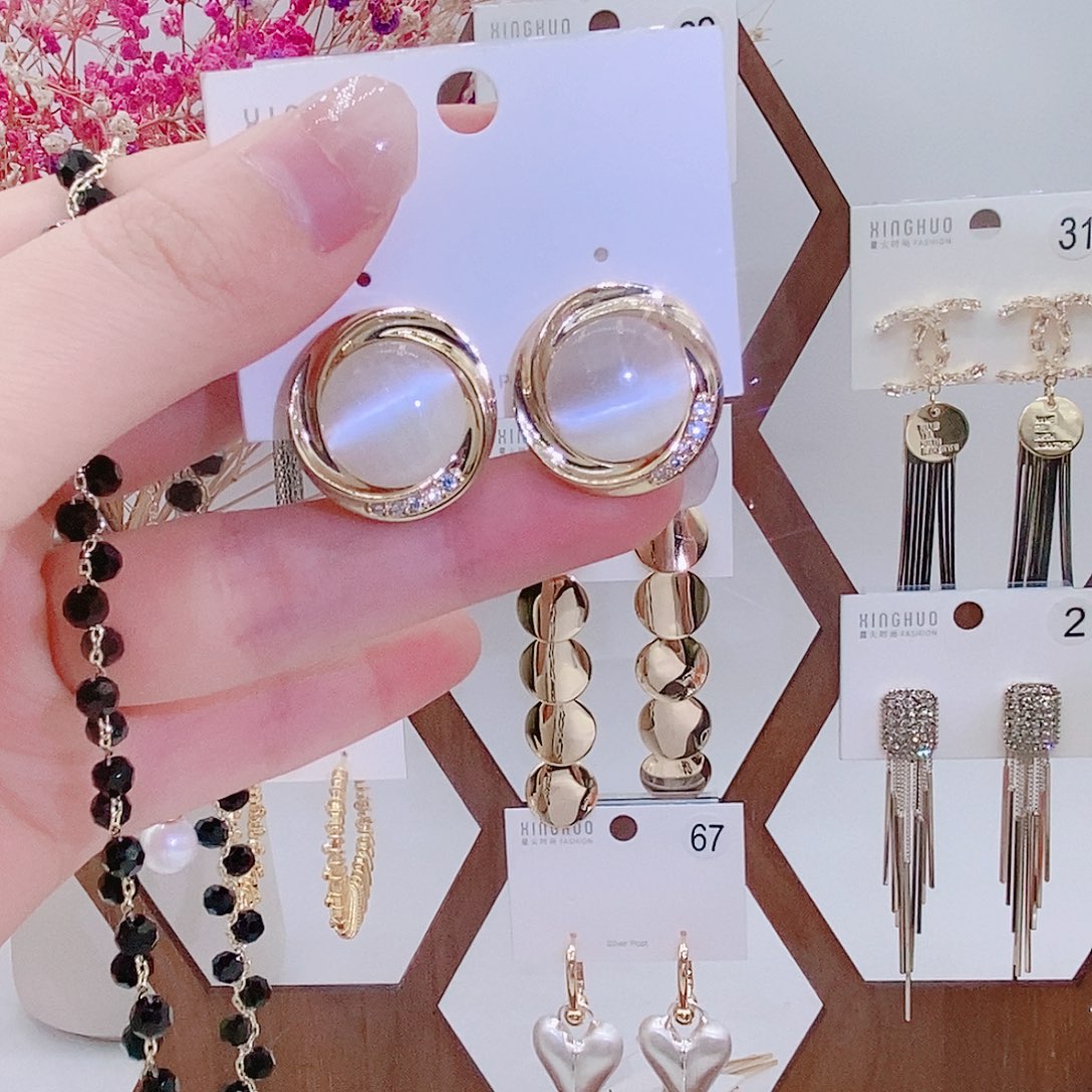 心***默锆石铜合金合金气质时尚精致耳钉