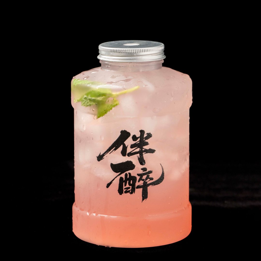 芭乐雾粉3L顿顿桶+苏打酒4瓶+零食4种+筛盅2套+扑克1副+瓶起1个