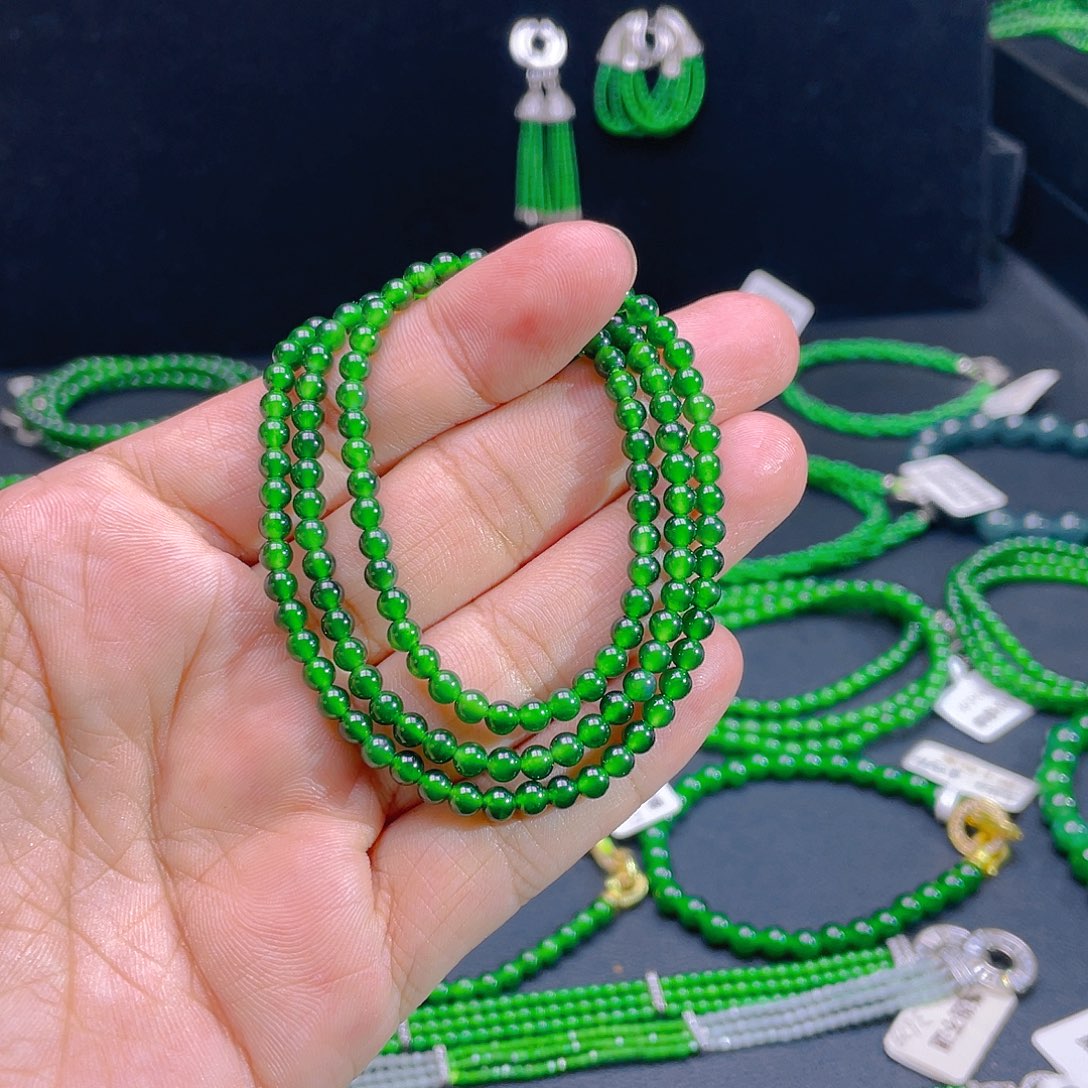 颈饰未镶嵌翡翠88888888888