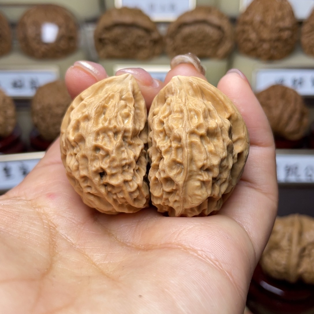 文玩核桃把件半壁江山