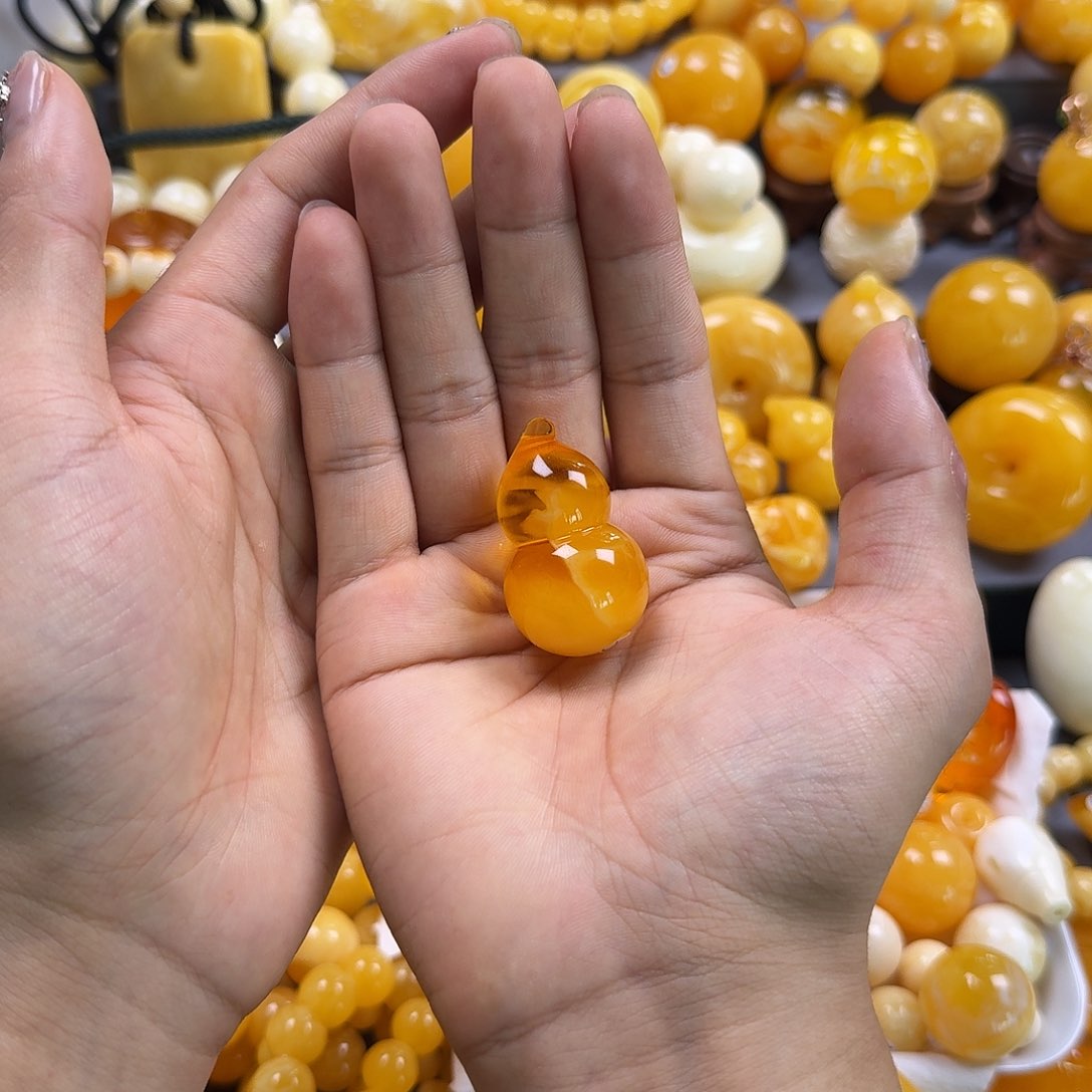 琥珀珠宝奇石未镶嵌葫芦