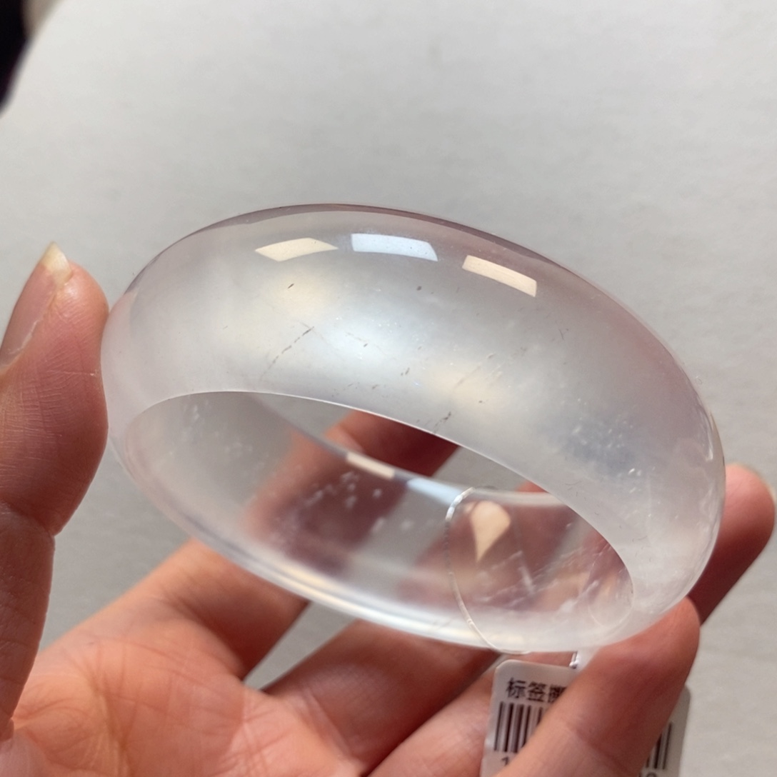 石英质玉手镯未镶嵌55