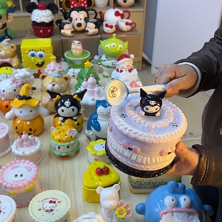 摆件陶瓷等行业的产品出口