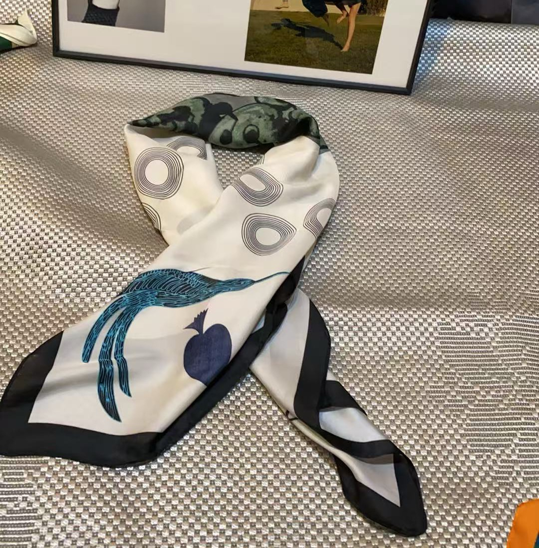 【特价不支持退换】高级感气质优雅不规则图案亲肤柔软女士颈巾