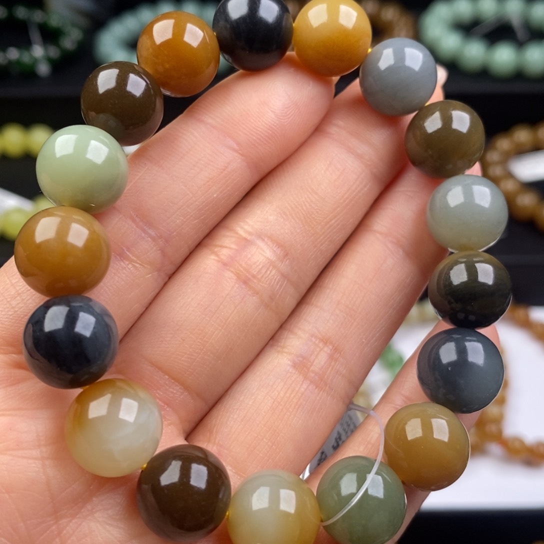 和田玉手串未镶嵌