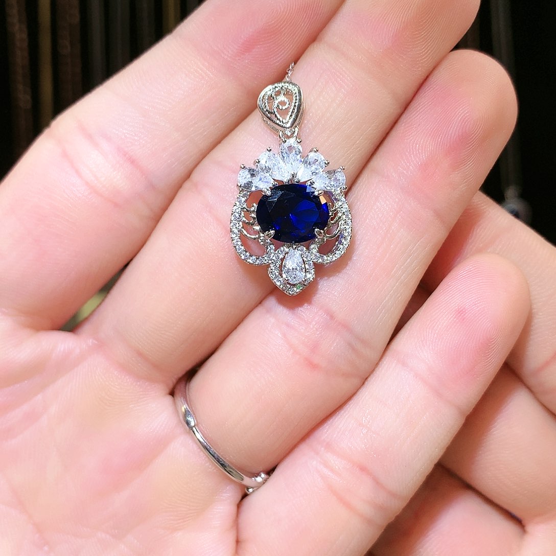 蓝宝石吊坠(赠链)银S925镶嵌