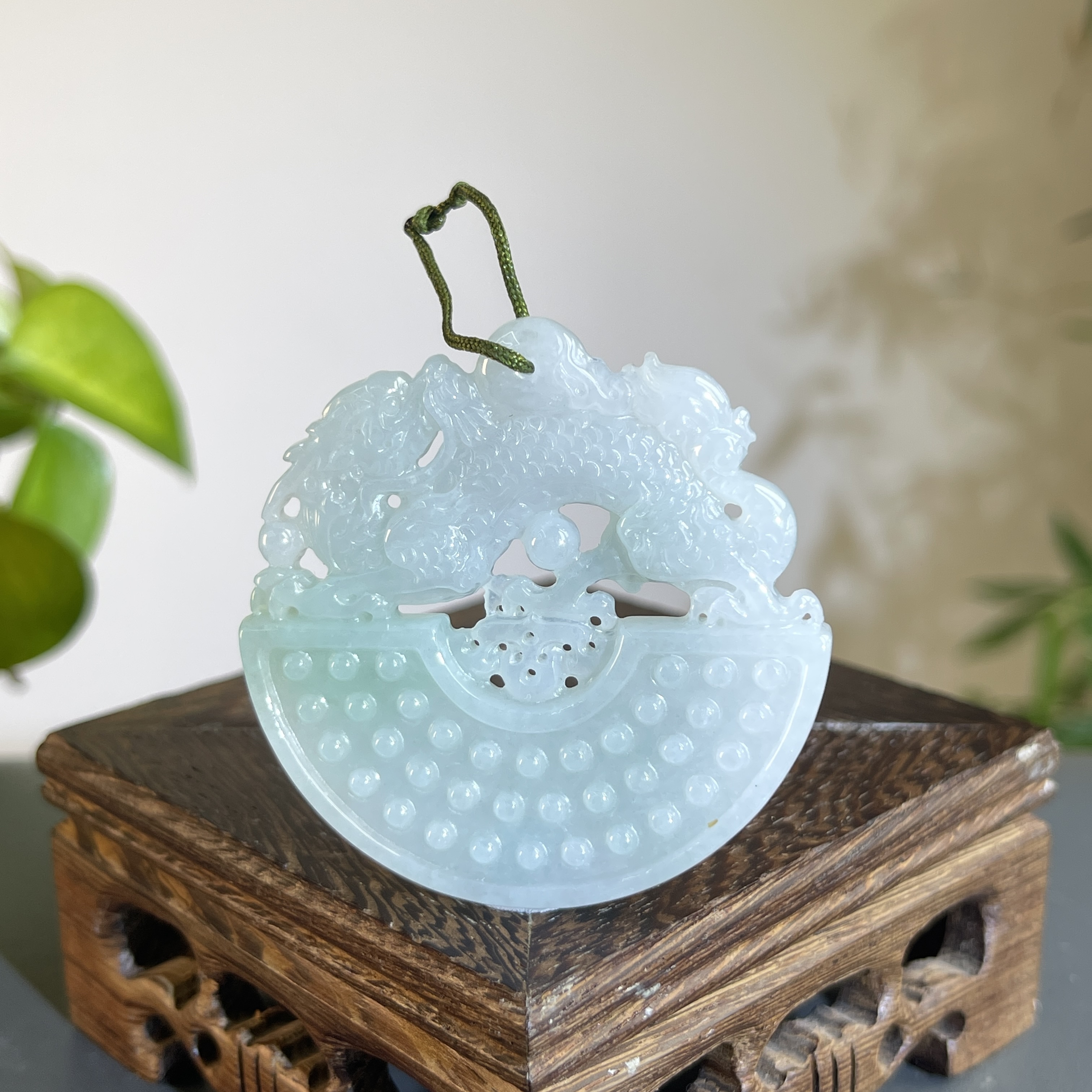 JXB09-54  天然缅甸A货翡翠 龙牌