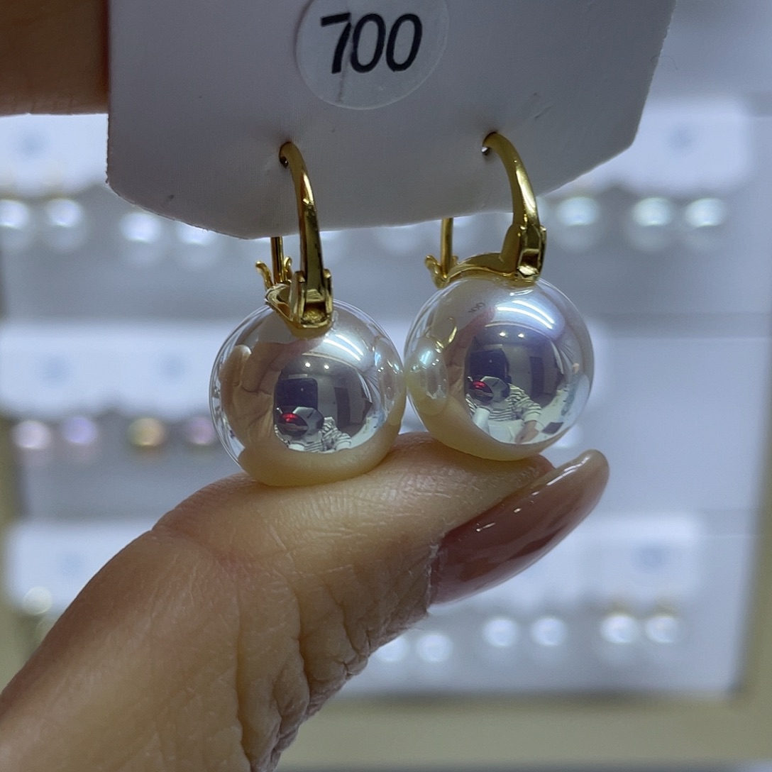 淡水珍珠银S925镶嵌耳饰