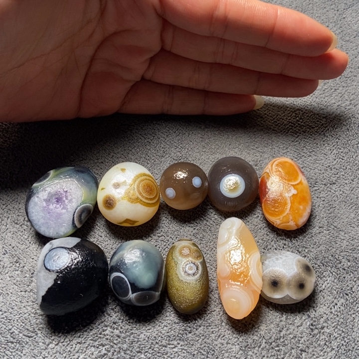 试***机玛瑙/玉髓未镶嵌珠宝奇石