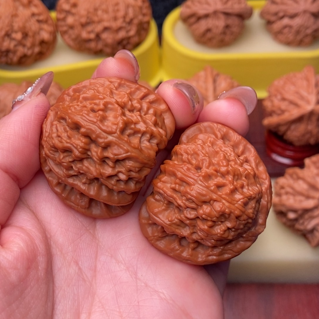 吊坠文玩核桃小**学40白狮子