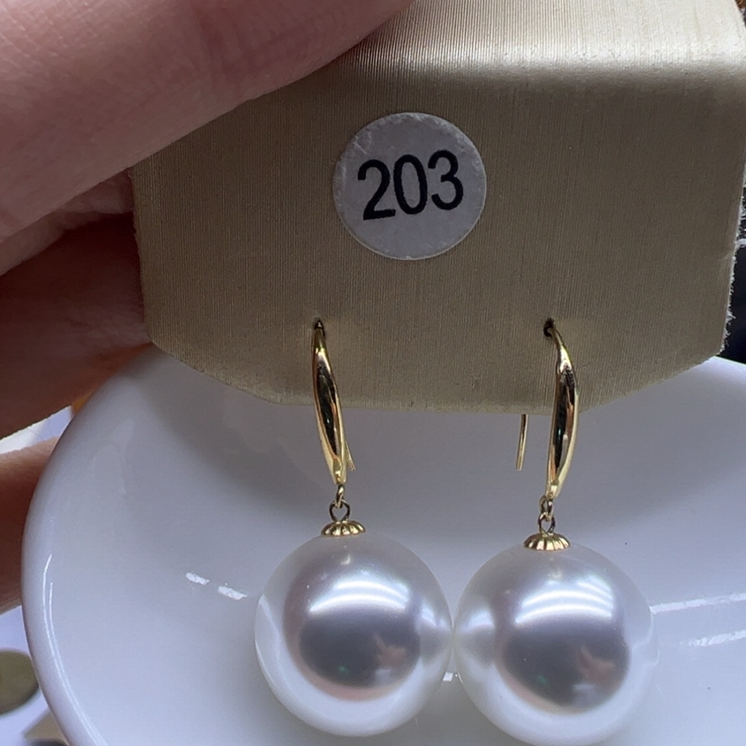18K金镶嵌耳饰淡水珍珠