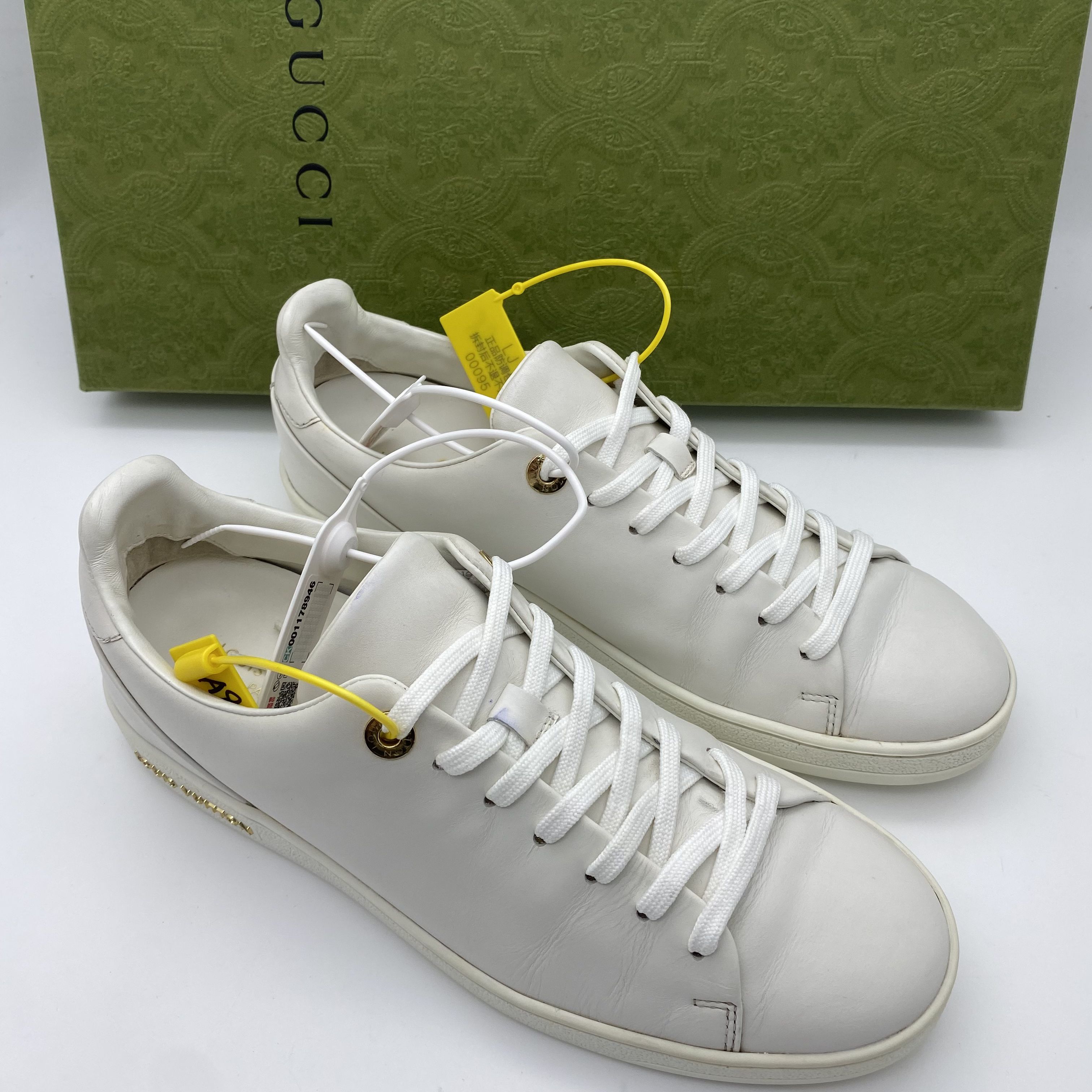 95新 LouisVuitton/路易威登 38欧码/白色皮质低帮休闲时尚板鞋