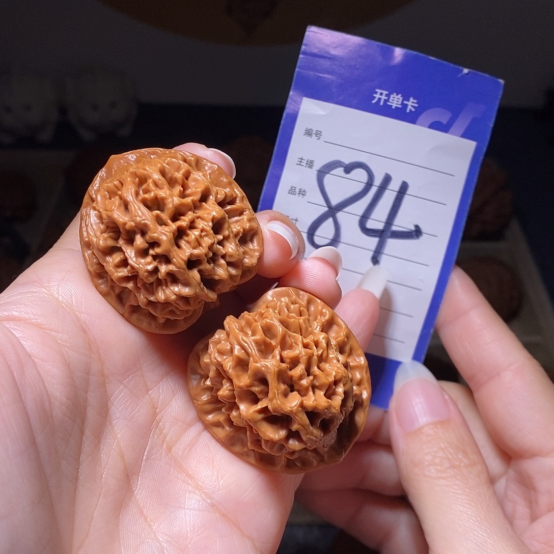 文玩核桃把件秦闷36.5左右