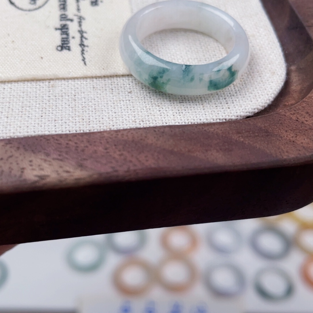 翡翠未镶嵌戒指14 号 港码 15 内径 17.2