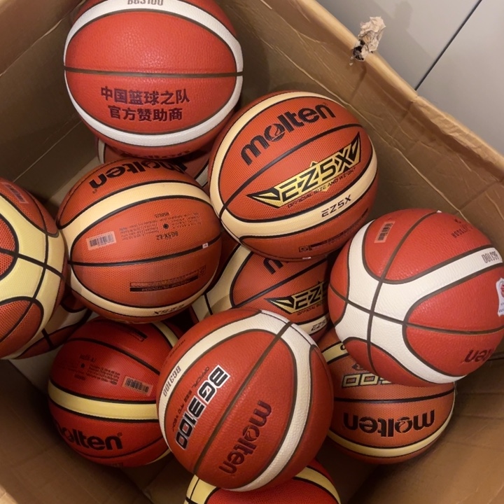 *****PU摩腾5号球拆封新球不送配件