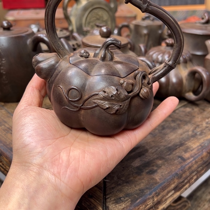 杨***方茶壶紫砂紫砂壶作品