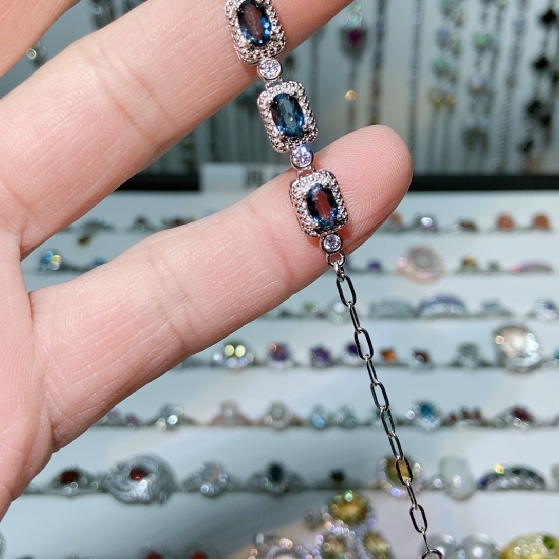 绿水晶戒指银S925镶嵌