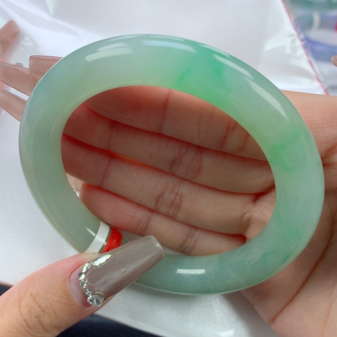 翡翠手镯未镶嵌57圆条