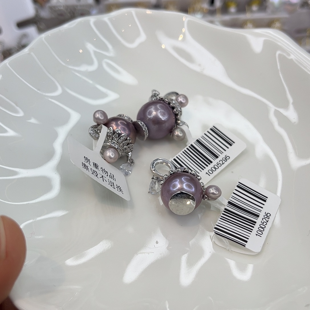 淡水珍珠耳饰合金