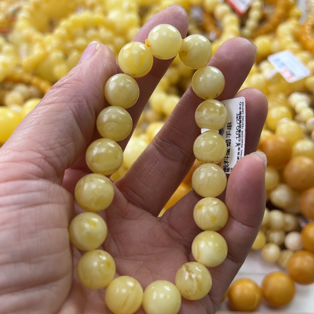 琥珀珠宝奇石未镶嵌