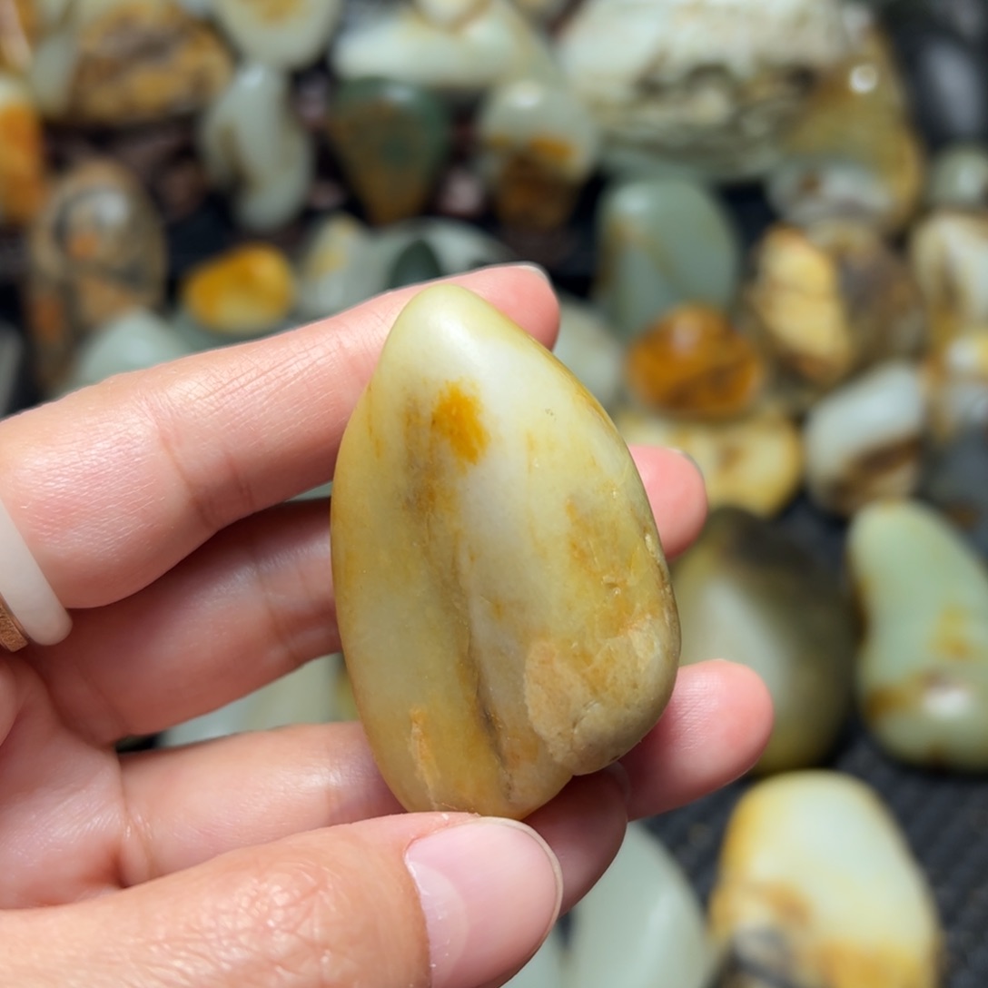 和田玉（青玉）3未镶嵌