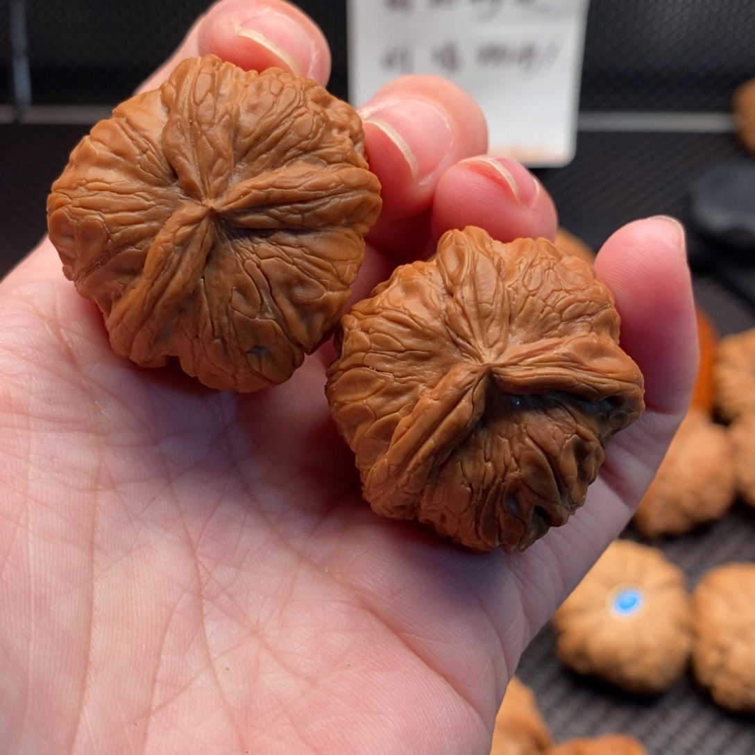 文玩核桃把件笑**生三棱