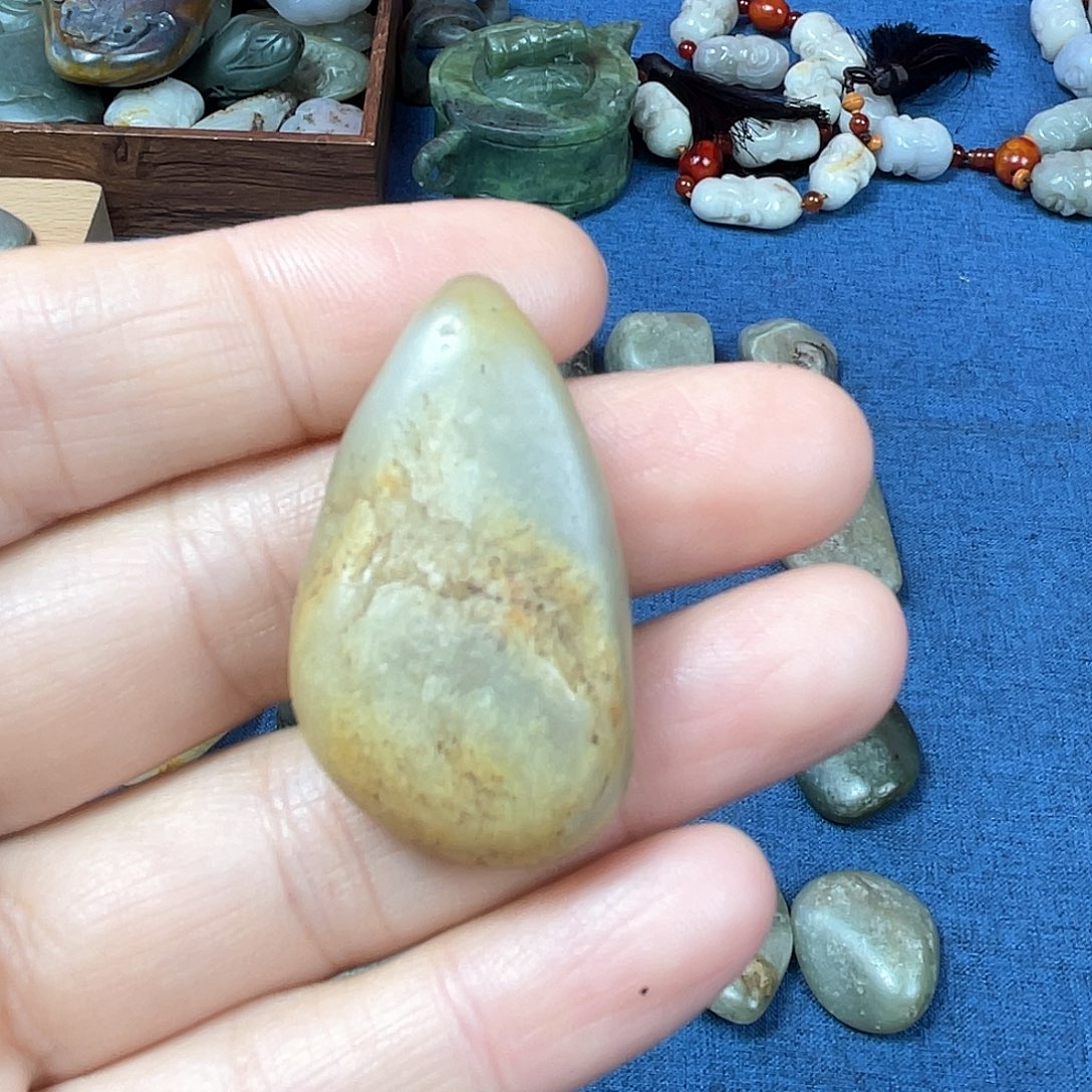 和田玉珠宝奇石未镶嵌奇*人