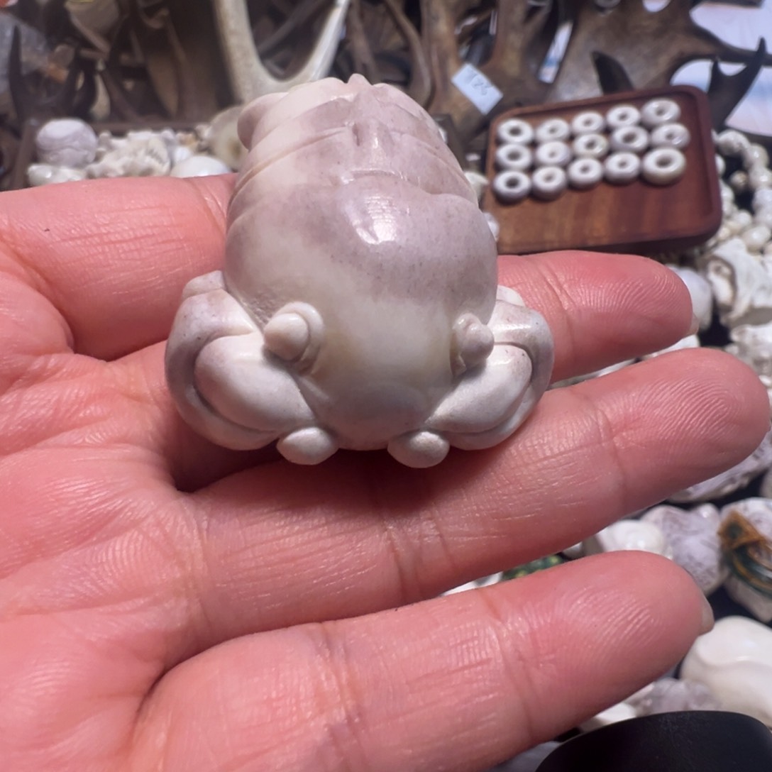 鹿骨把件?****豆手把件