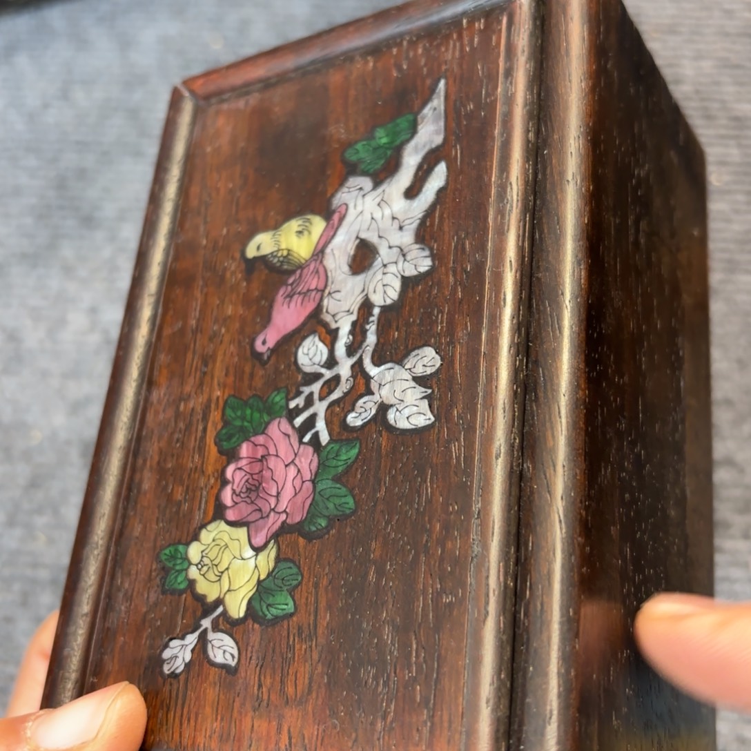 木小叶紫檀独板收纳盒